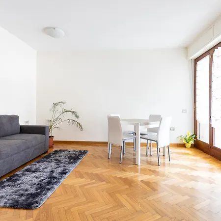 شقة Corner House